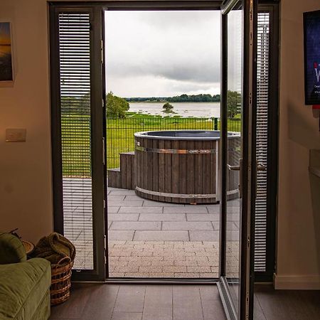 Lough Beg Glamping Hotel Newferry Exterior photo