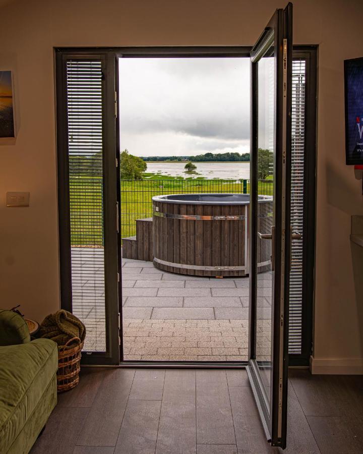 Lough Beg Glamping Hotel Newferry Exterior photo